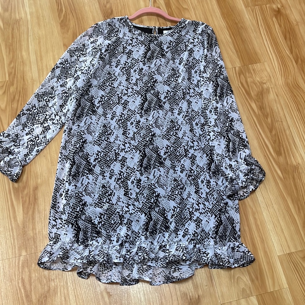 Mudpie black and white long sleeve dress